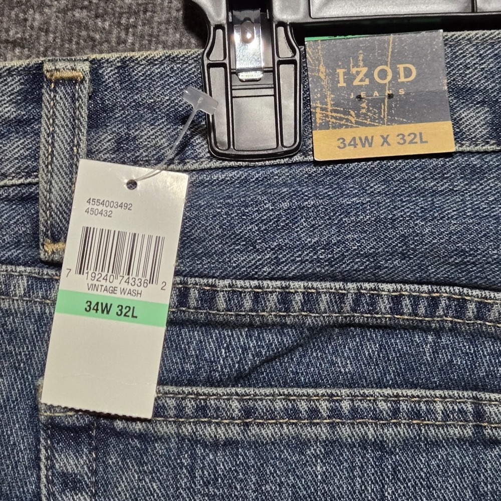 Izod Jeans Men's 34x32 Classic Fit Vintage Wash Denim NWT - Picture 6 of 7